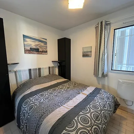 Apartment T2 A 100 M Des Plages, 4 Personnes Avec Loggia - Fr-1-338-634